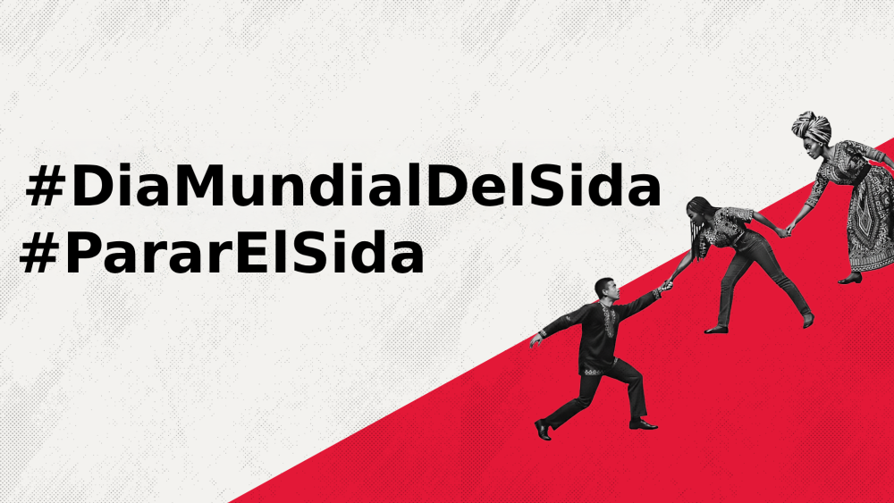 una persona ayudando a un hombre subir el próximo escalón