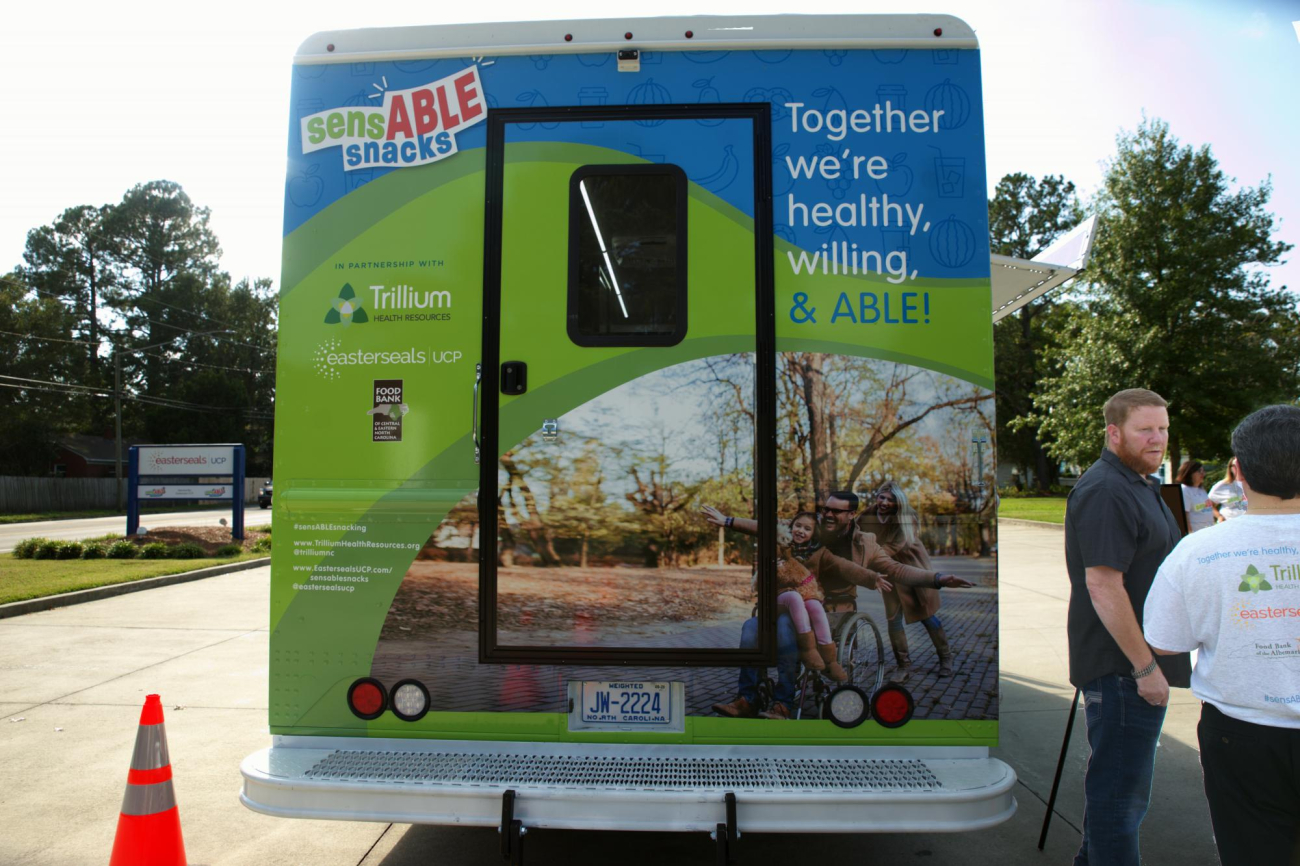 Food truck back side with the message "Together we're healthly, willing and ABLE"